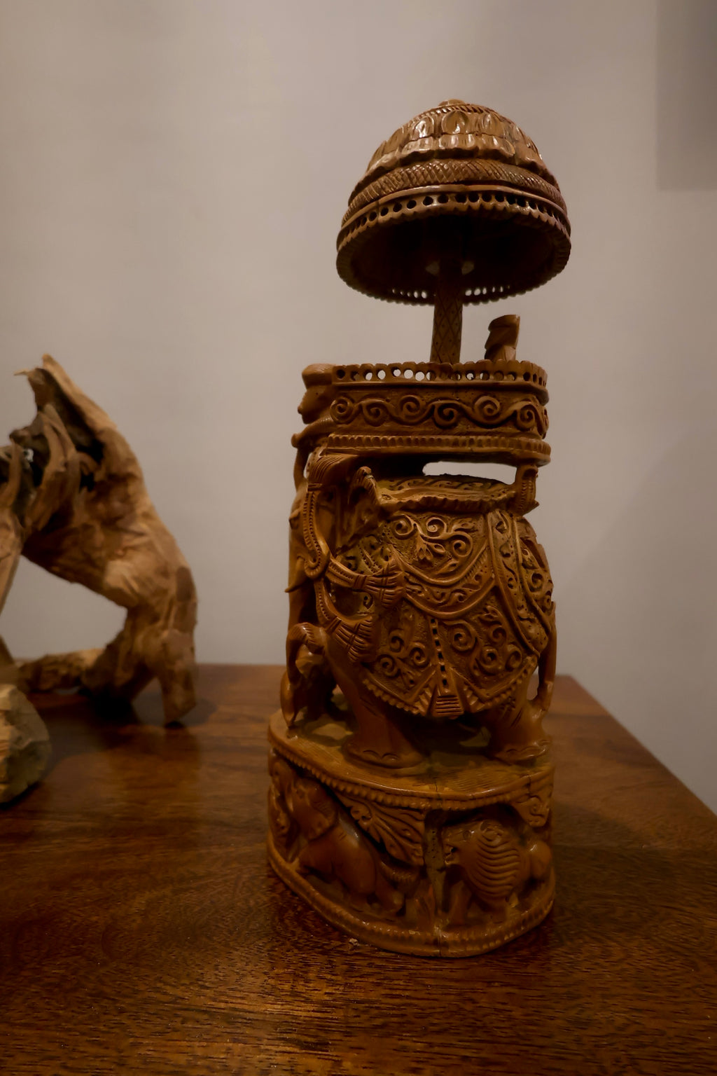 Sandalwood Antique Royal Ambabari