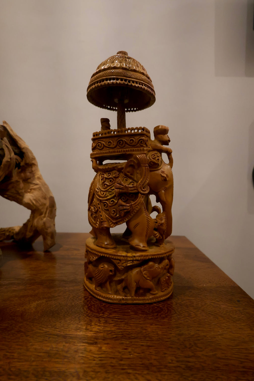 Sandalwood Antique Royal Ambabari
