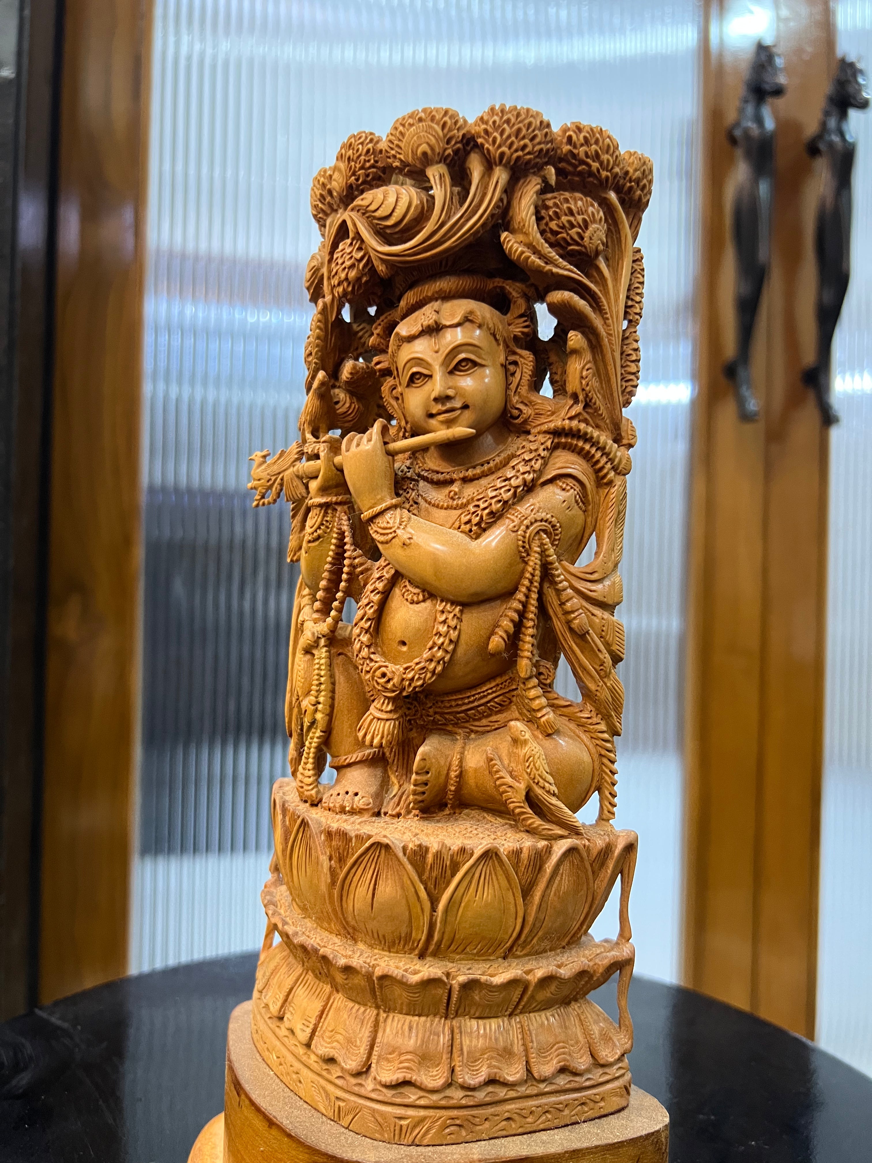 Sandalwood Baal Krishna Playing Flute (8 inches)