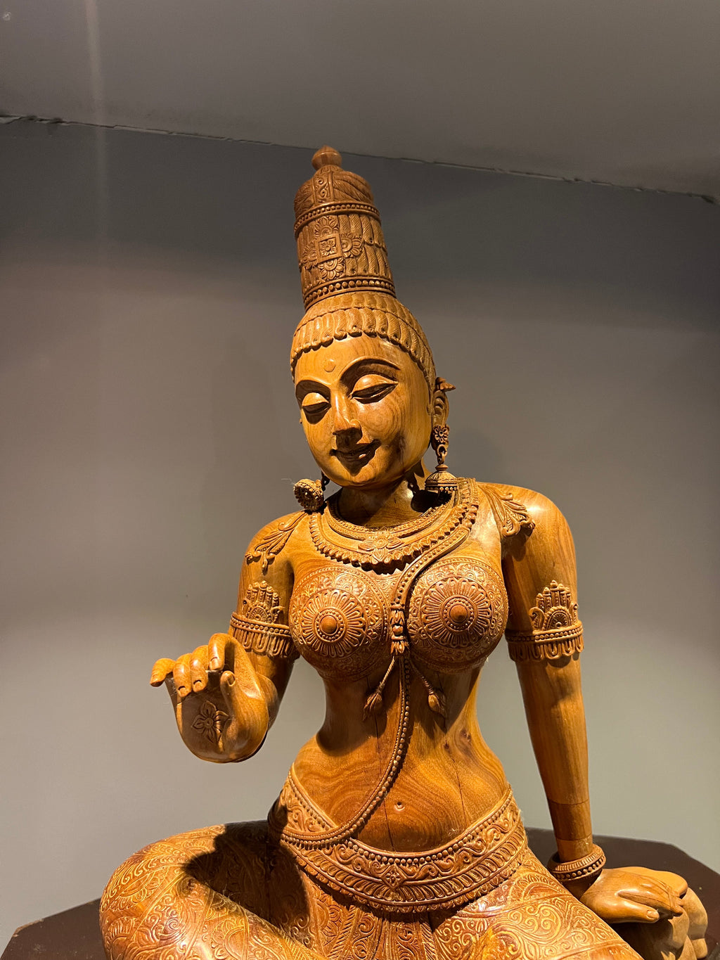 Sandalwood scupture of Devi Uma as Bhogashakti - Malji Arts