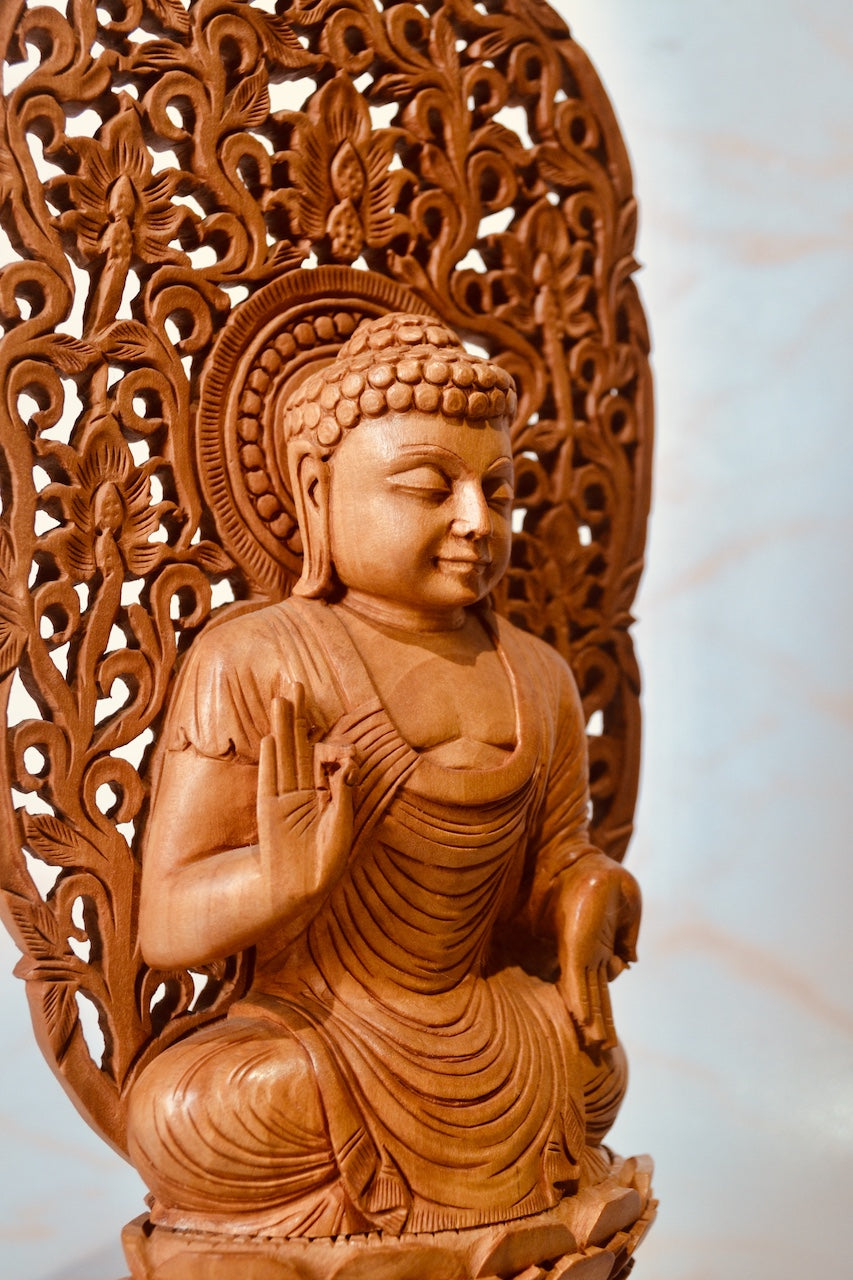 Wooden Fine Carved Buddha Sitting Jali Statue - Arts99 - Online Art Gallery