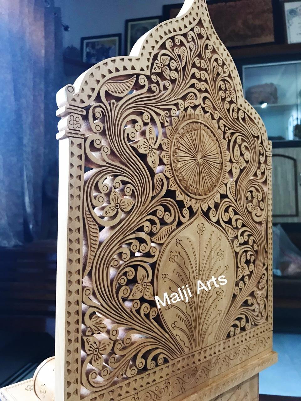 Wooden Fine Carved Ganesha with Jali Work - Arts99 - Online Art Gallery